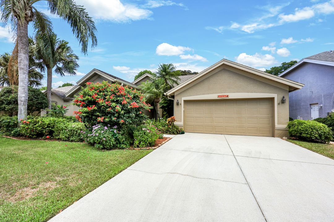 7661 Citrus Hill Ln, Naples, FL 34109