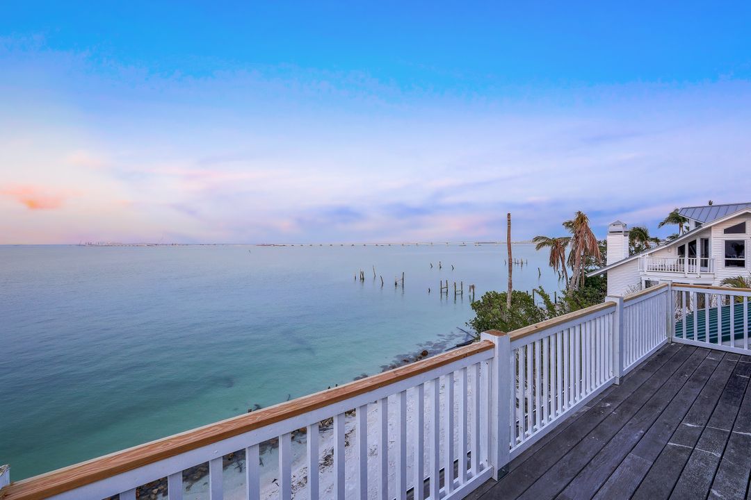 1175 Bird Ln, Sanibel, FL 33957