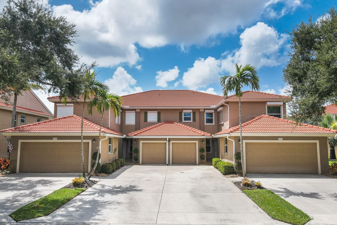 2590 Marshcreek Ln #101, Naples, FL 34119