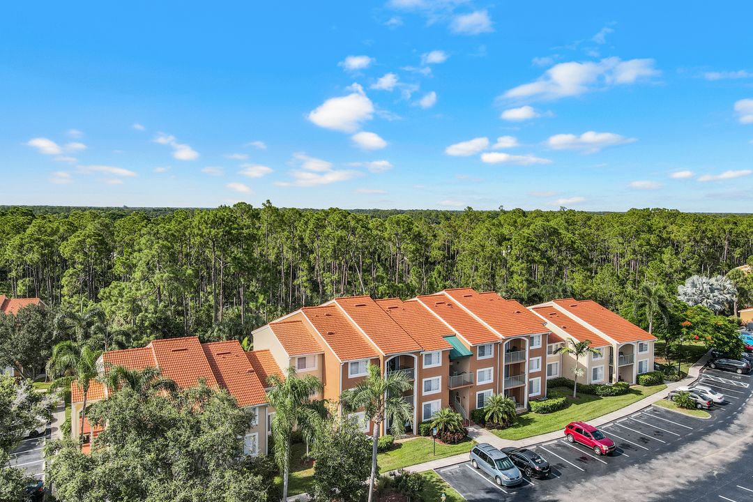 1230 Wildwood Lakes Blvd  #208, Naples, FL 34104