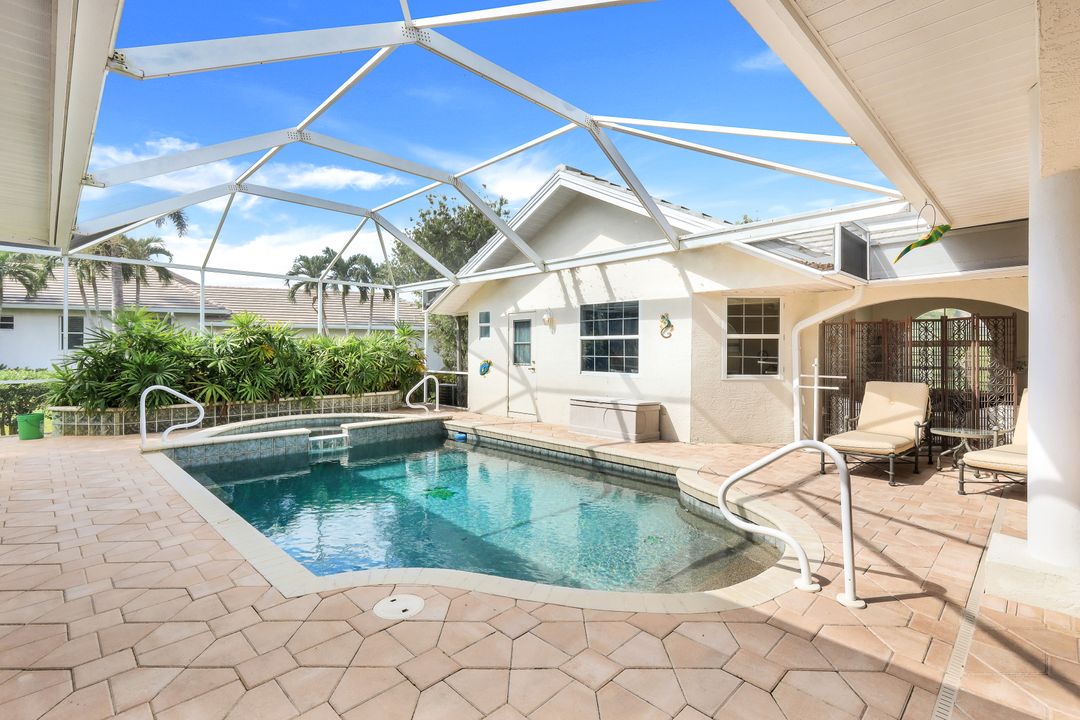 8771 King Lear Ct, Fort Myers, FL 33908