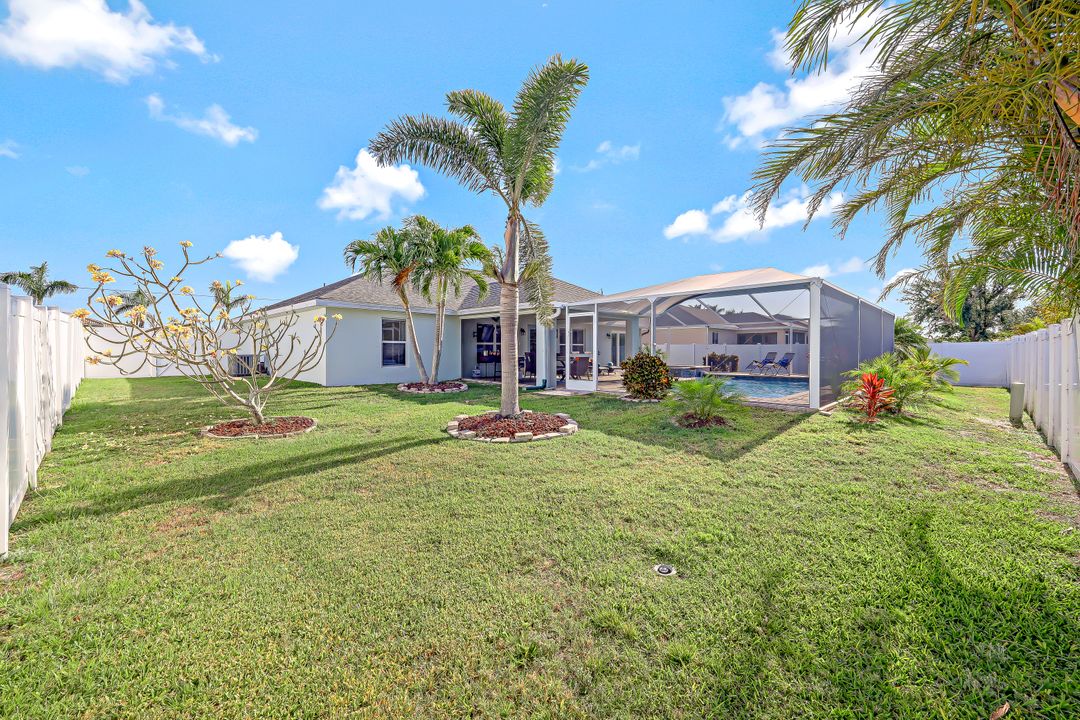 1814 SW 22nd Terrace, Cape Coral, FL 33991