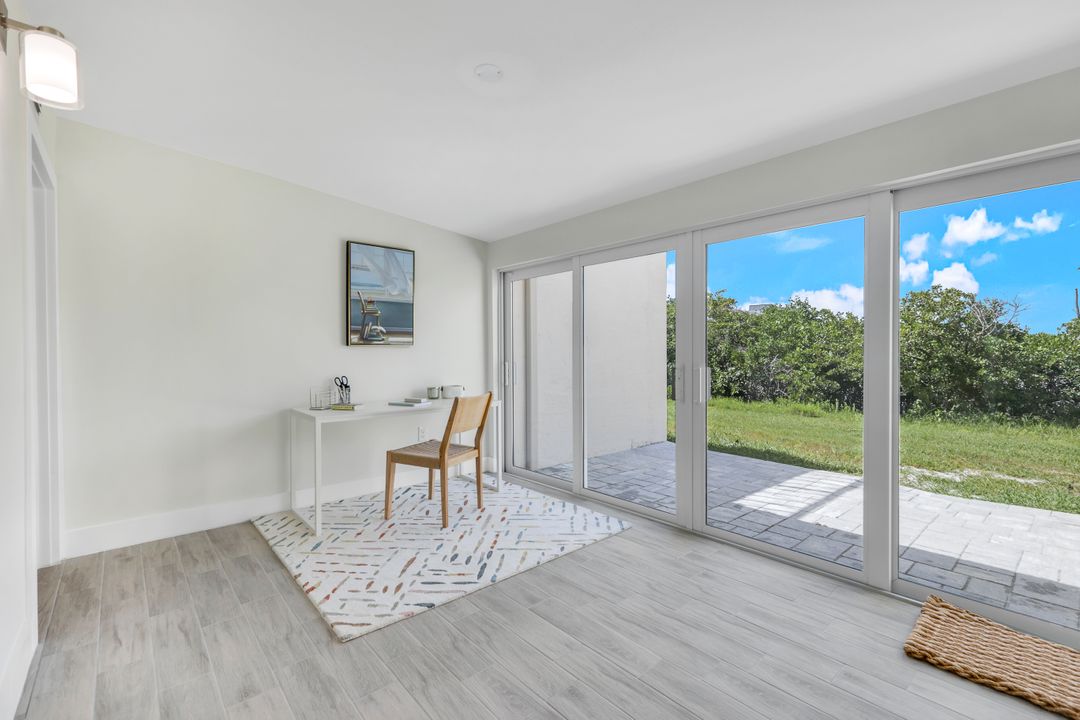 200 Periwinkle Way #114, Sanibel, FL 33957