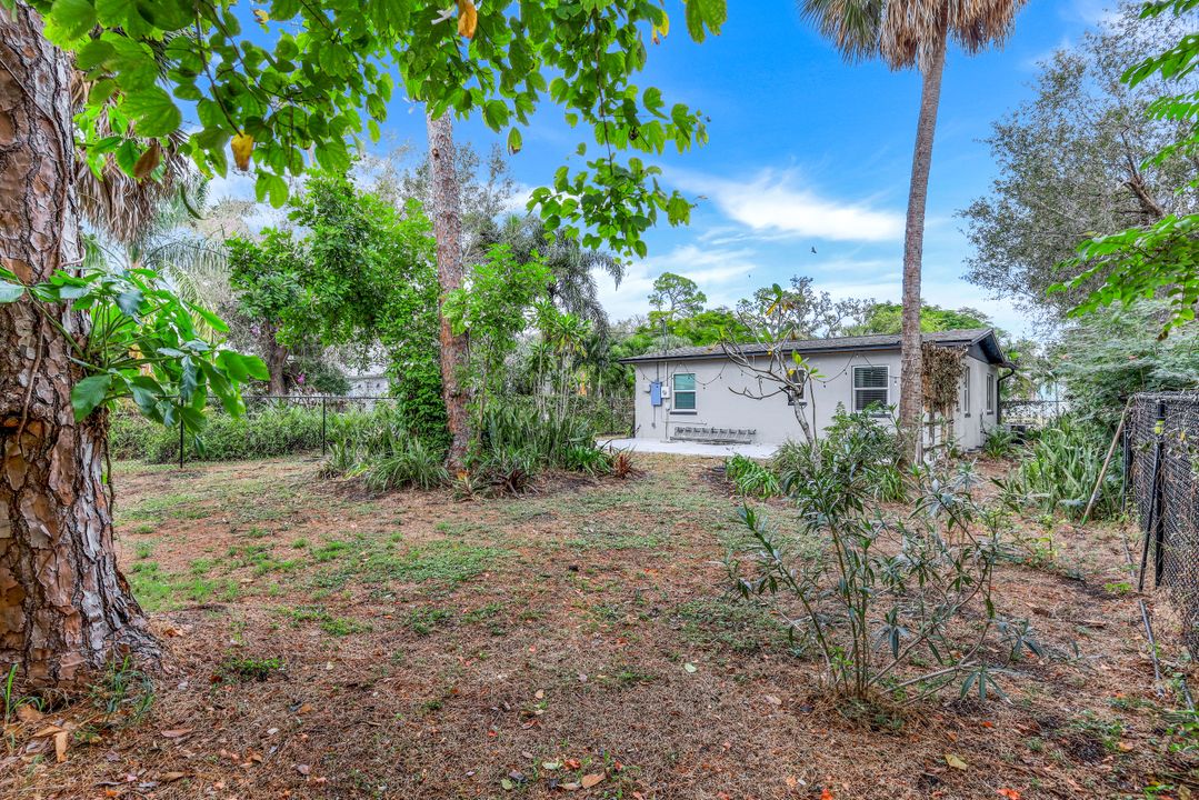 2156 Stella St, Fort Myers, FL 33901