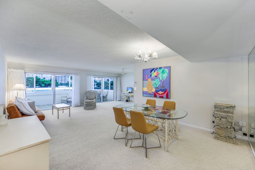 3410 Gulf Shore Blvd N #205, Naples, FL 34103