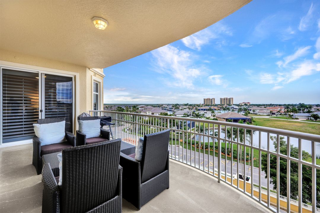 6061 Silver King Blvd #303, Cape Coral, FL 33914