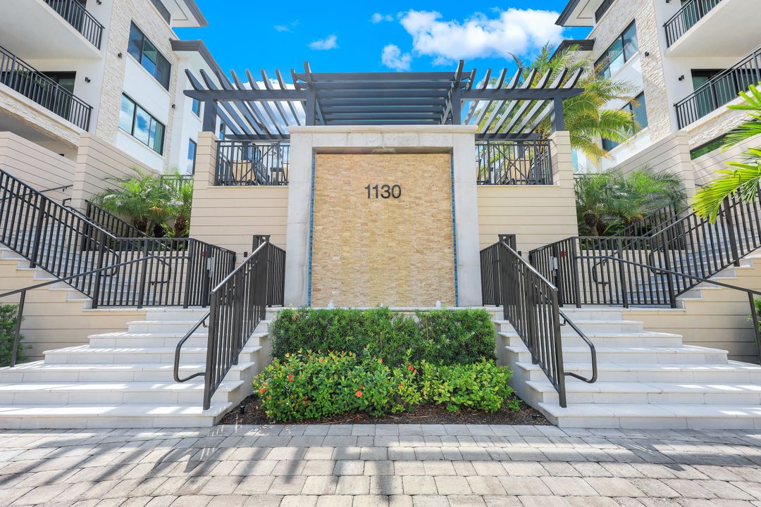 1130 3rd Ave S #205, Naples, FL 34102