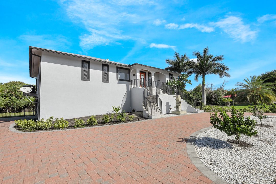 811 Scott Dr, Marco Island, FL 34145