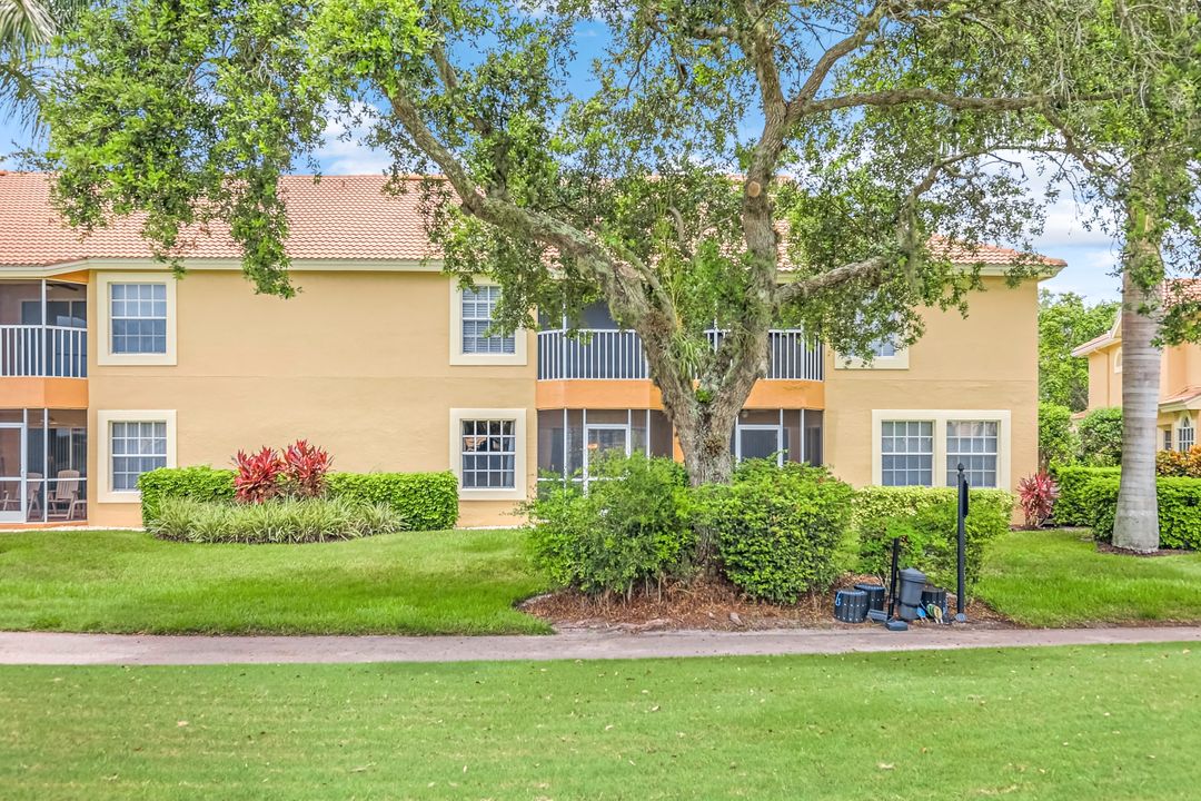 13010 Amberley Ct #202, Bonita Springs, FL 34135