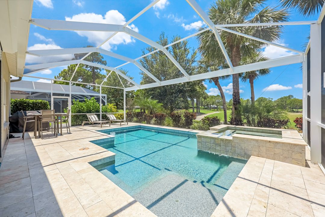 8373 Gleneagle Way, Naples, FL 34120