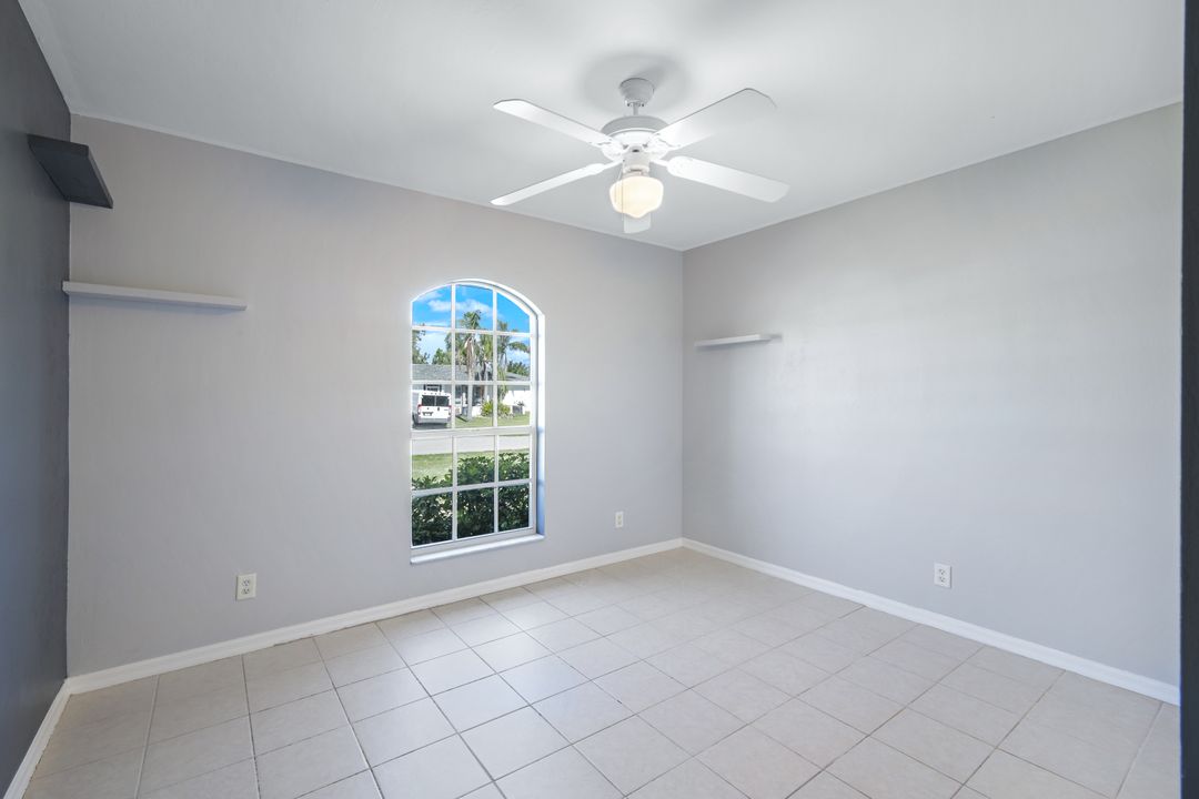 2208 SE 3rd St, Cape Coral, FL 33990