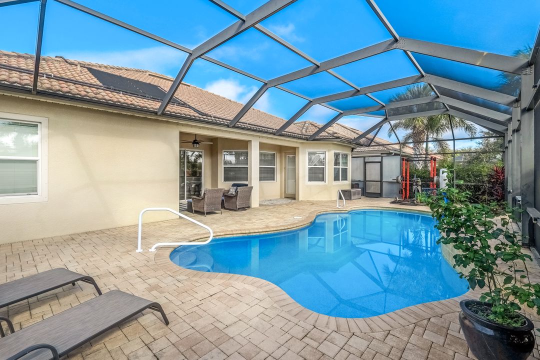 10383 Yorkstone Dr, Bonita Springs, FL 34135