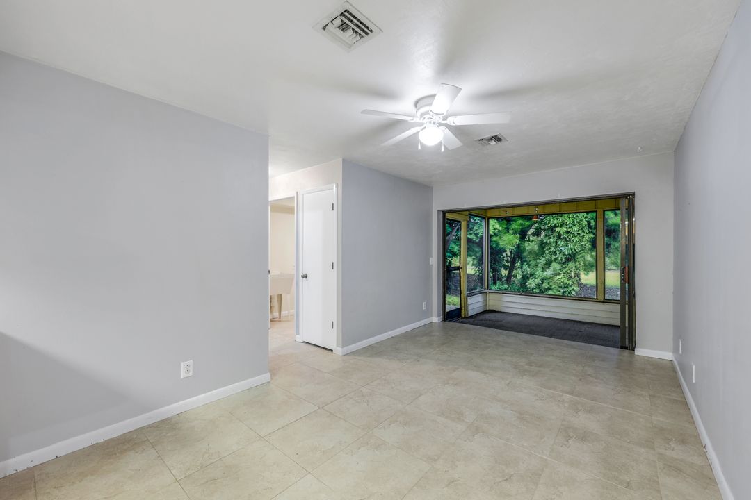 25188 Pinson Dr, Bonita Springs, FL 34135