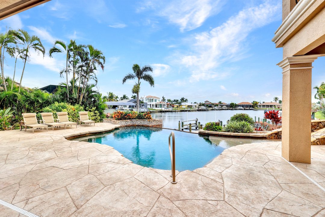 2604 Cape Coral Pkwy W, Cape Coral, FL 33914