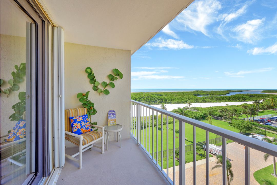 320 Seaview Ct #708, Marco Island, FL 34145