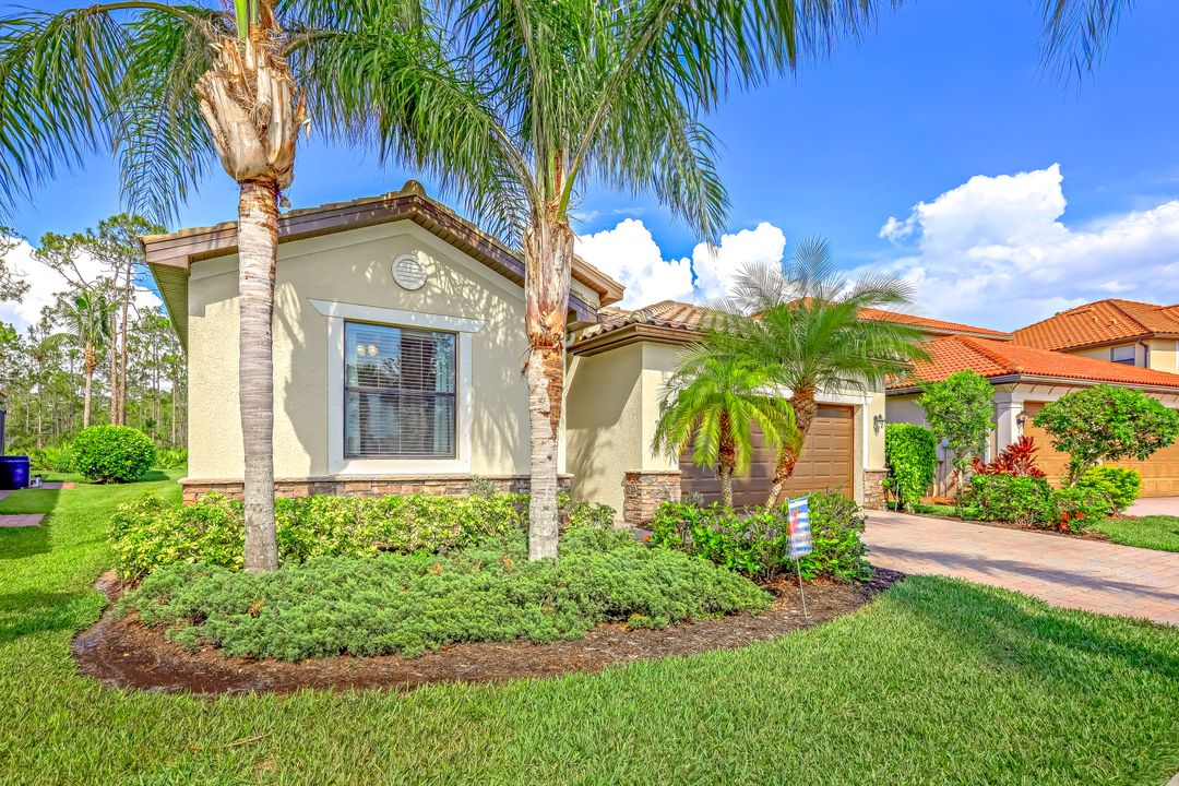 9376 River Otter Dr, Fort Myers, FL 33912