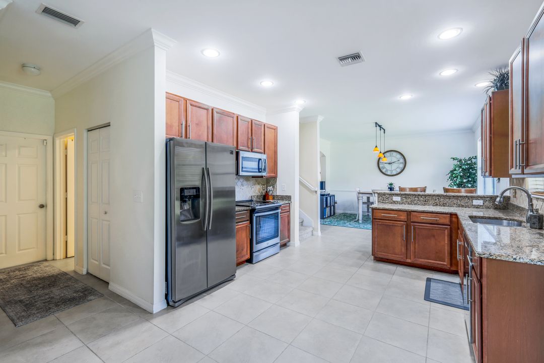 10007 Via San Marco Loop, Fort Myers, FL 33905