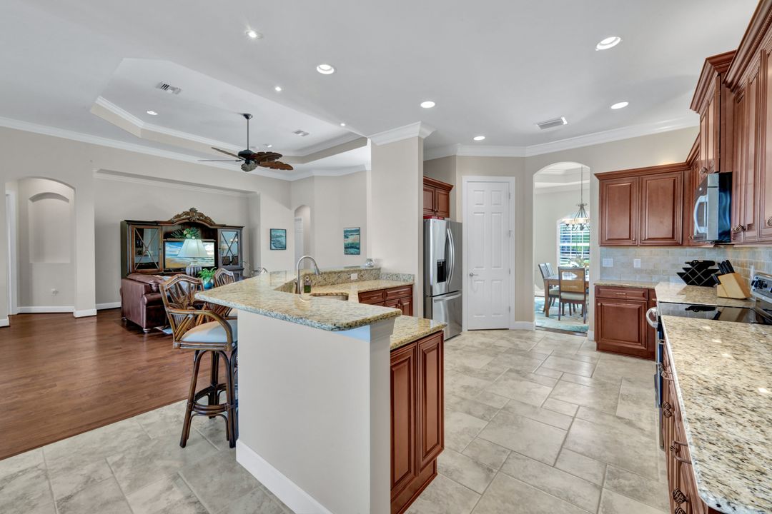 9341 Slate Ct, Naples, FL 34120