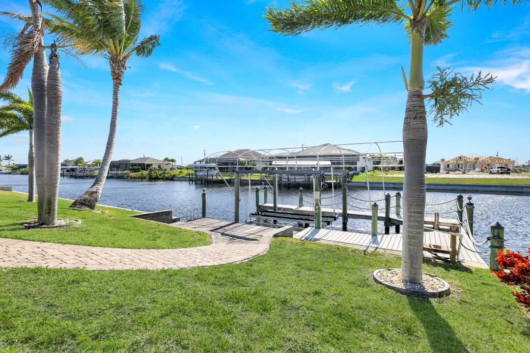 1532 NW 36th Ave, Cape Coral, FL 33993