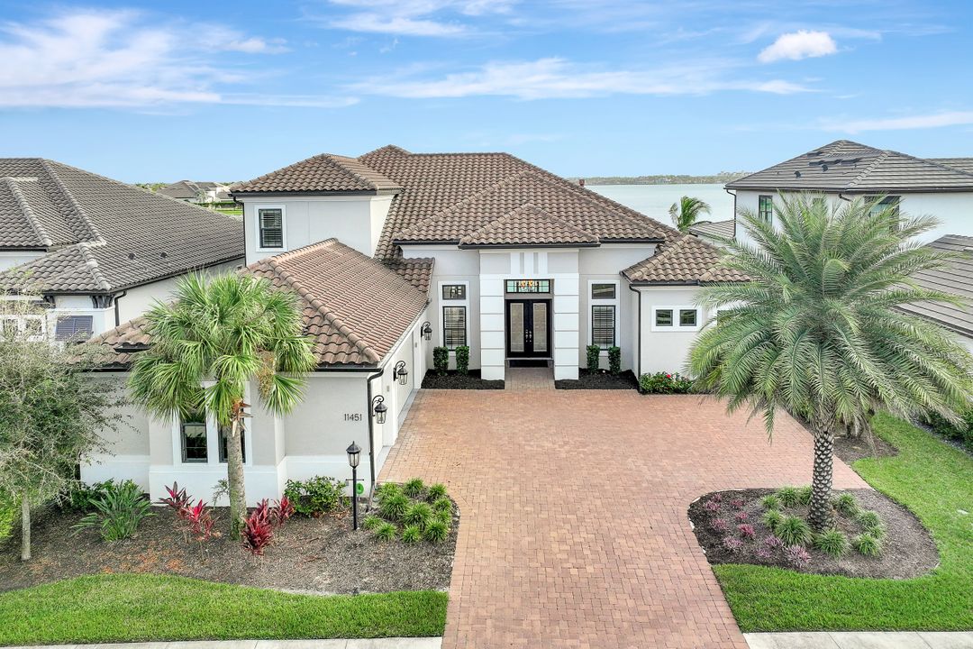 11451 Venetian Lagoon Dr, Fort Myers, FL 33913