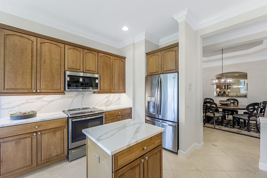 10362 Autumn Breeze Dr #202, Bonita Springs, FL 34135