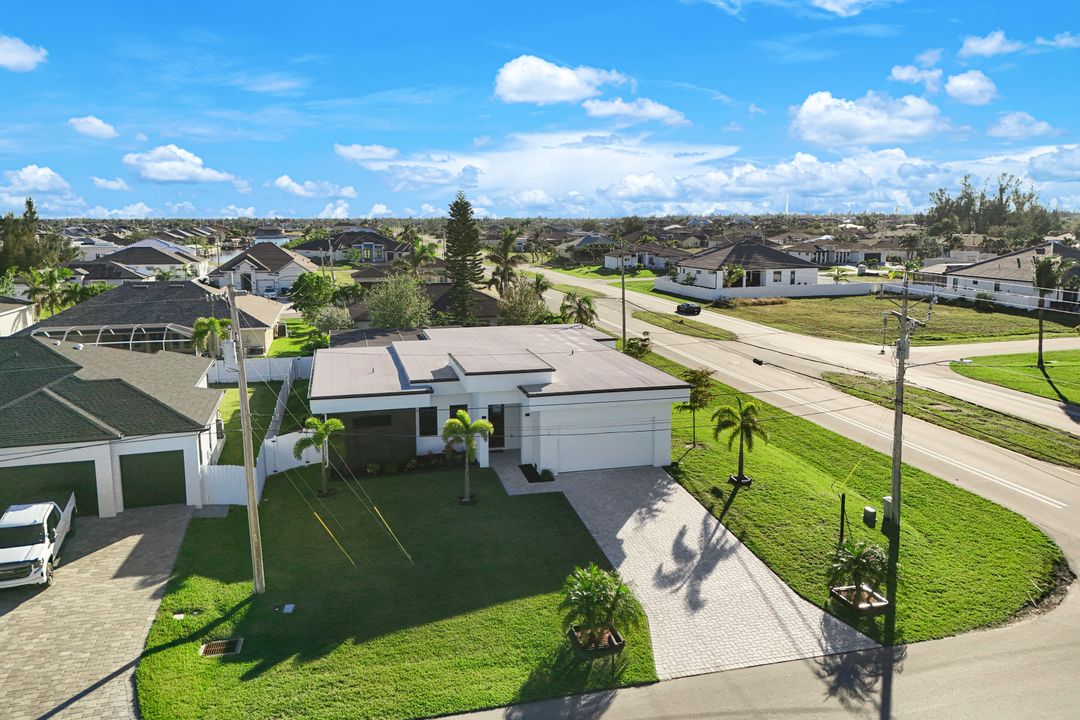 1 NW 36th Ave, Cape Coral, FL 33993