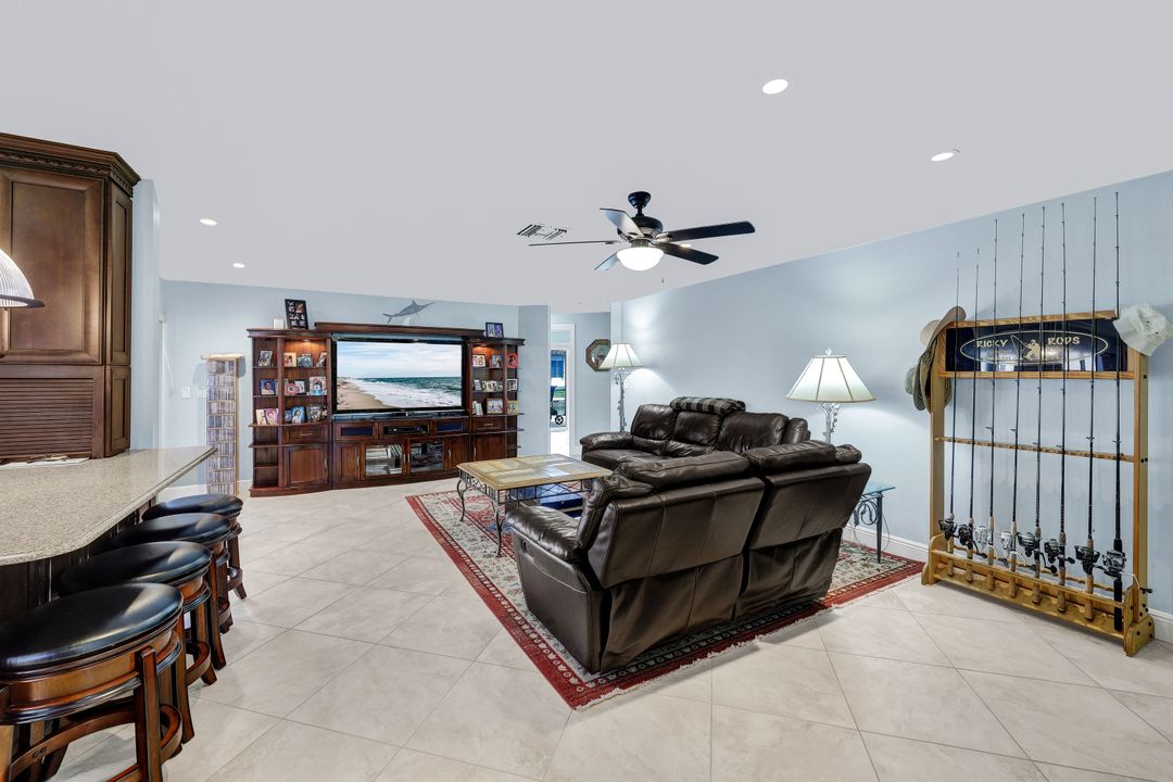 1100 Dana Ct, Marco Island, FL 34145