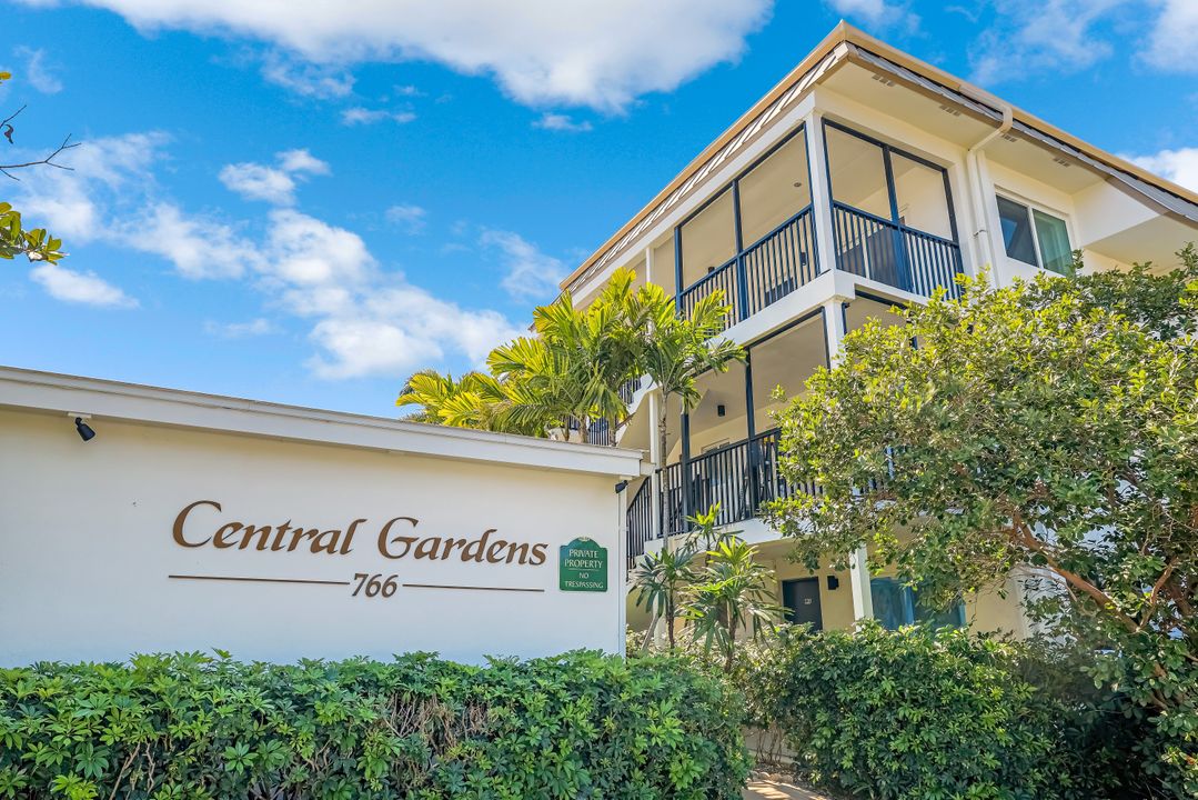 766 Central Ave #313, Naples, FL 34102