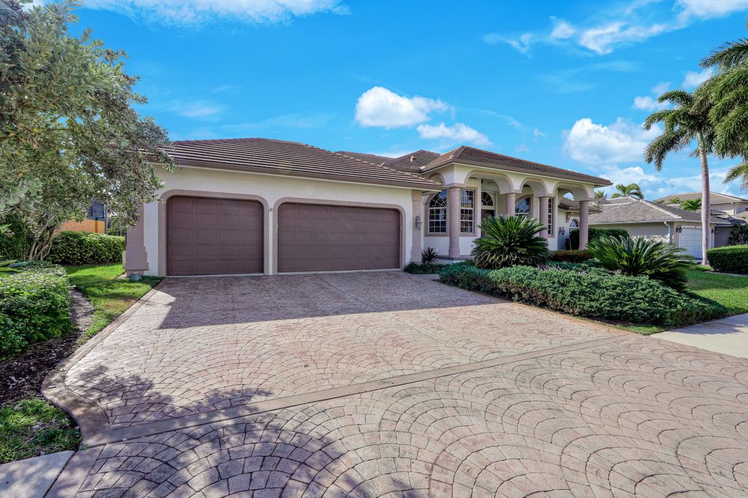 20 Anchor Ct, Marco Island, FL 34145