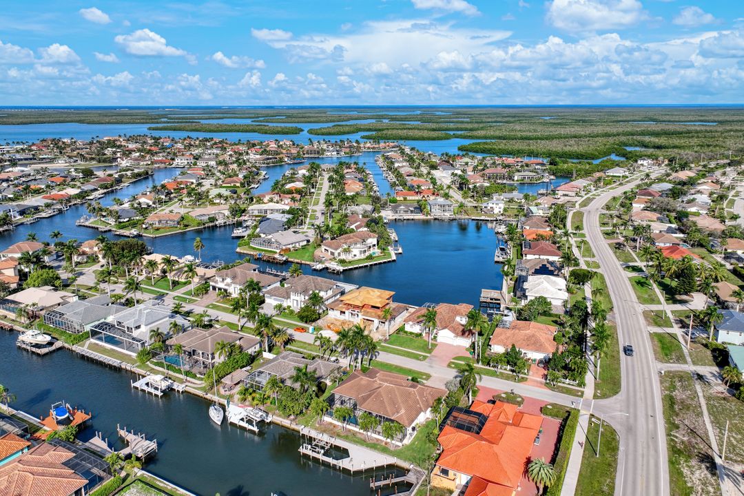 20 Anchor Ct, Marco Island, FL 34145