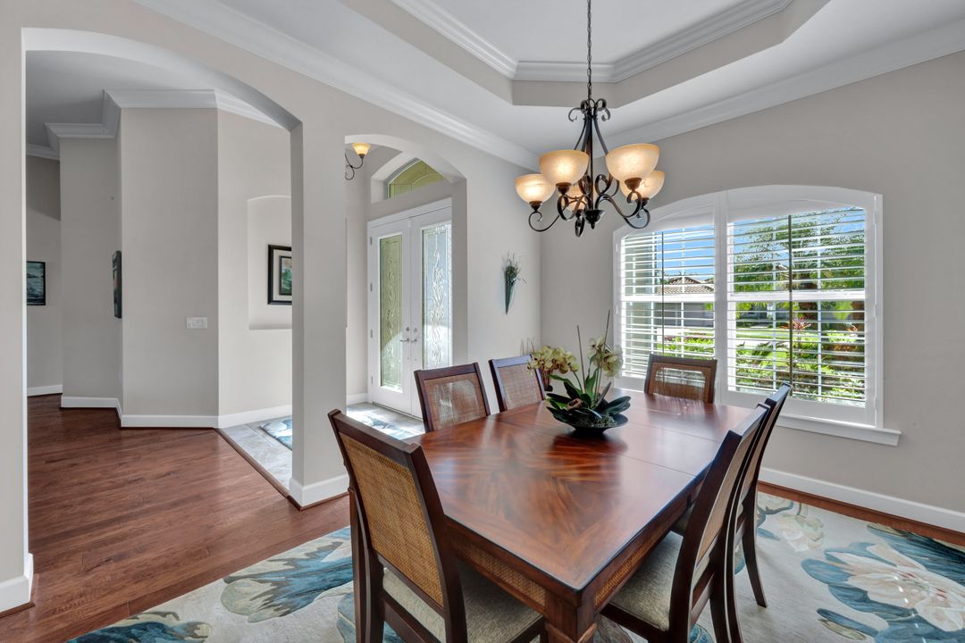 9341 Slate Ct, Naples, FL 34120