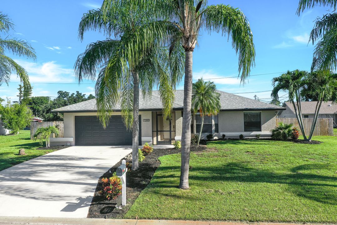 7283 Coolidge Rd, Fort Myers, FL 33967