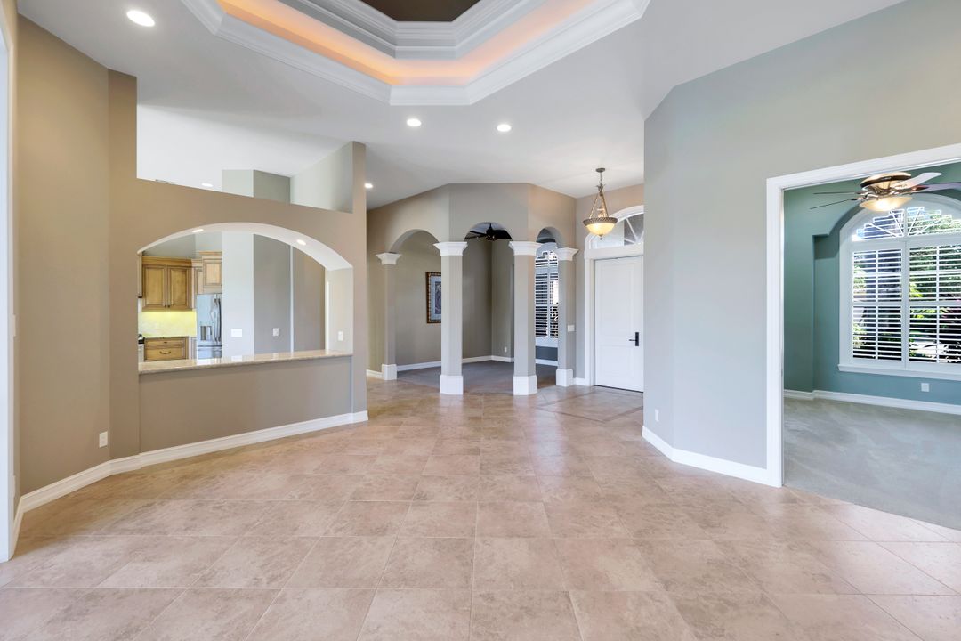 8955 Lely Island Cir, Naples, FL 34113