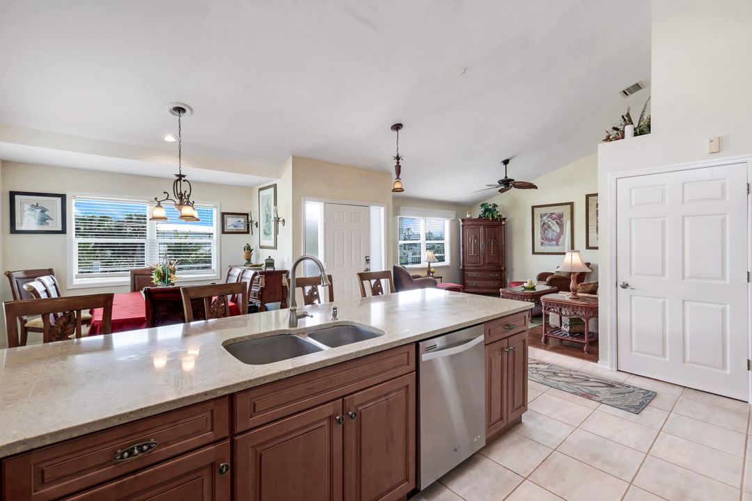 21580 Indian Bayou Dr, Fort Myers Beach, FL 33931