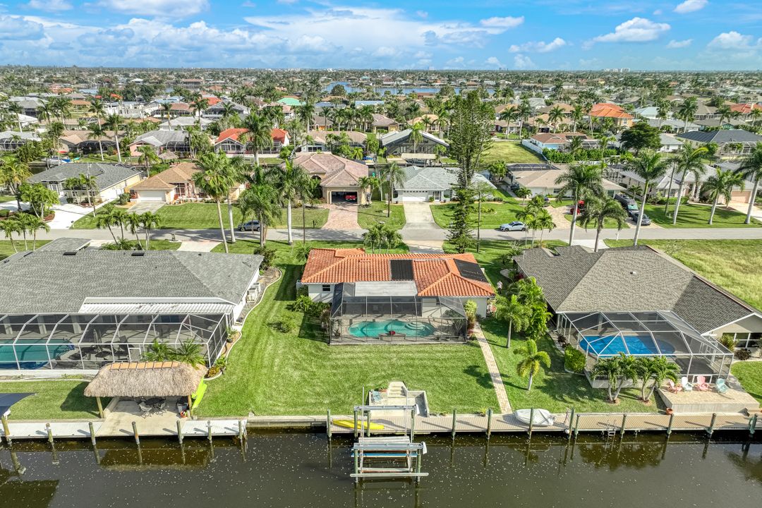 5004 SW 9th Pl, Cape Coral, FL 33914