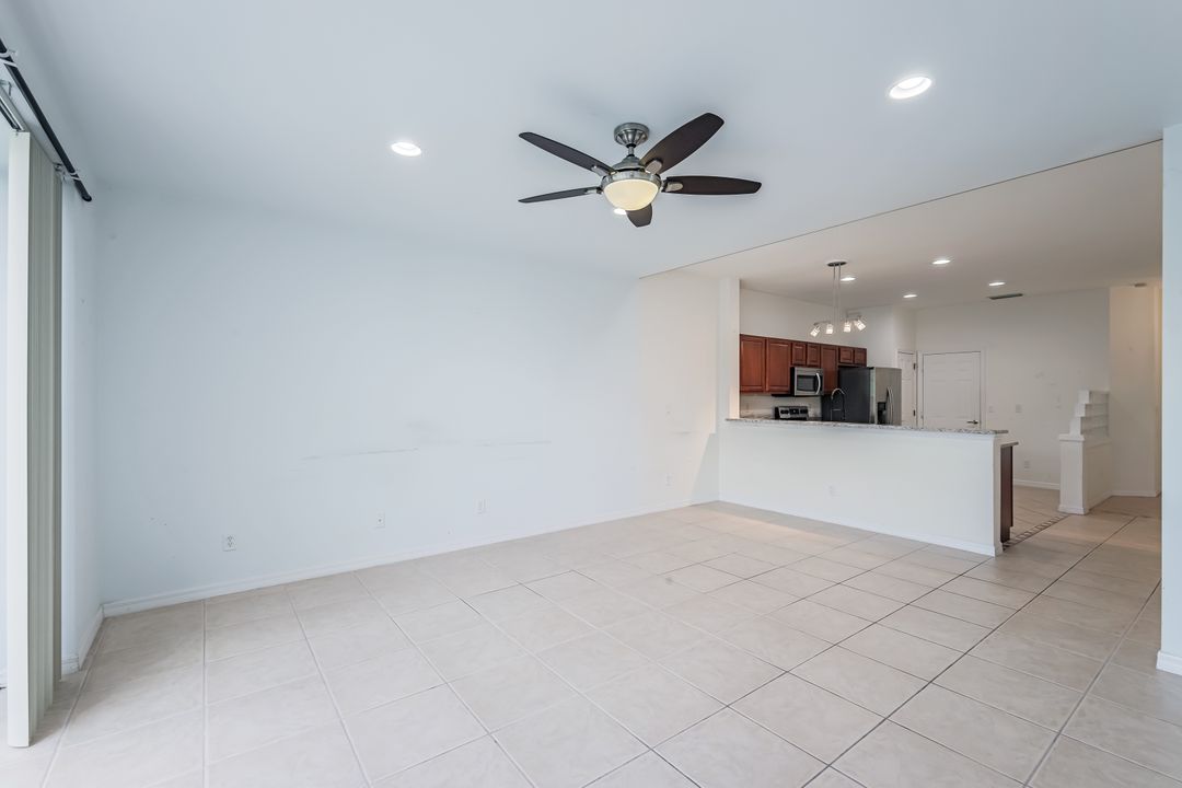 8260 Village Edge Cir  #4, Fort Myers, FL 33919