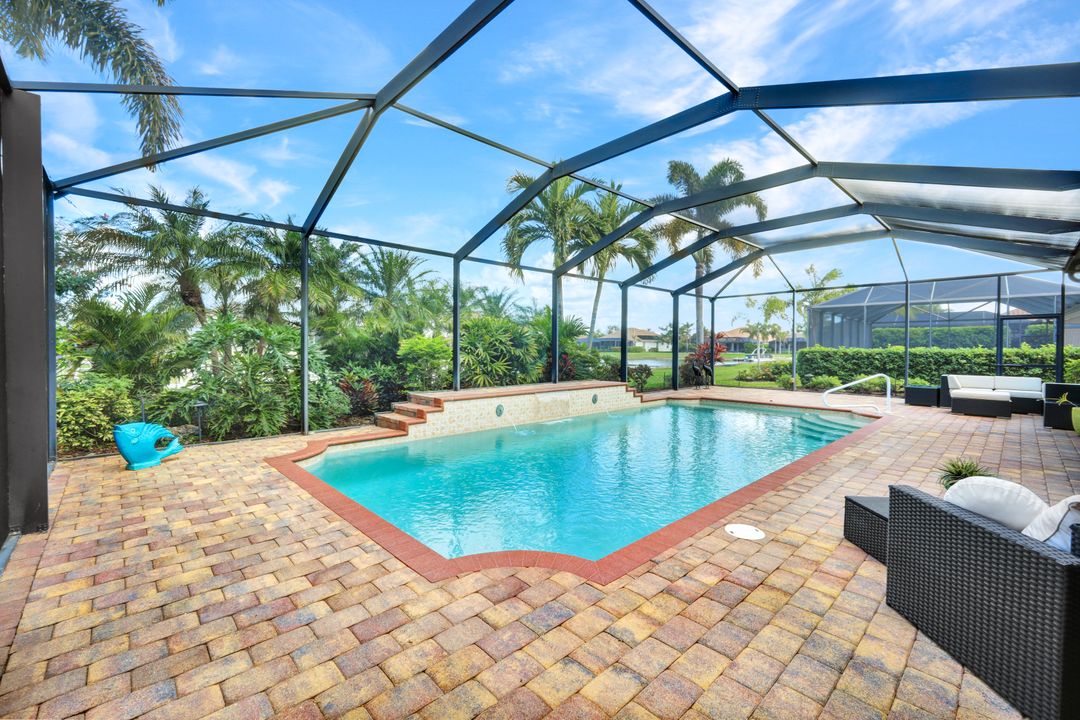 9341 Slate Ct, Naples, FL 34120