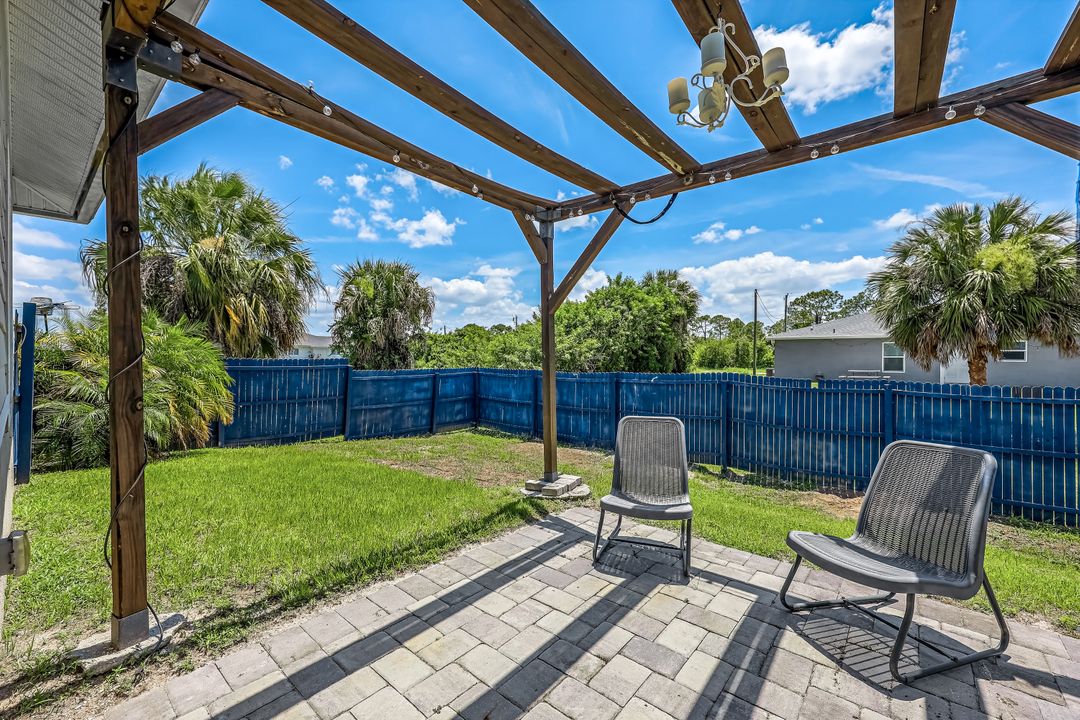 8038 Buttercup Cir, LaBelle, FL 33935