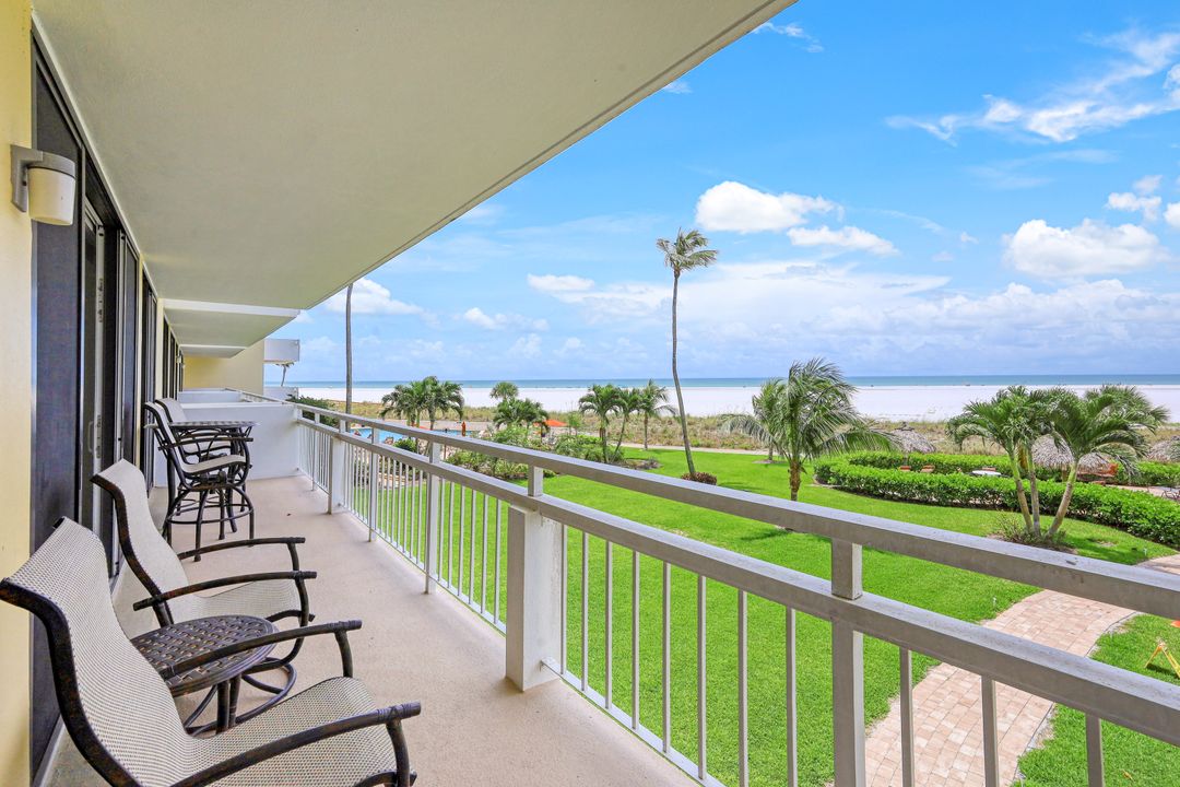 180 Seaview Ct  #215, Marco Island, FL 34145