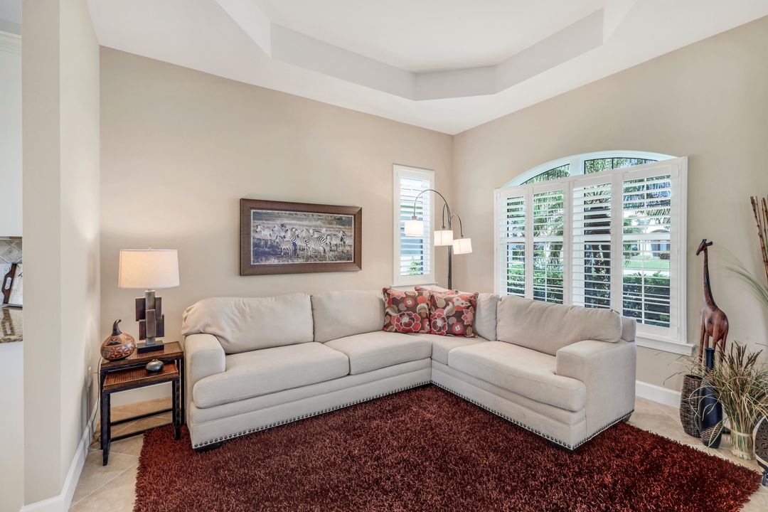 9412 Copper Rock Ct, Naples, FL 34120