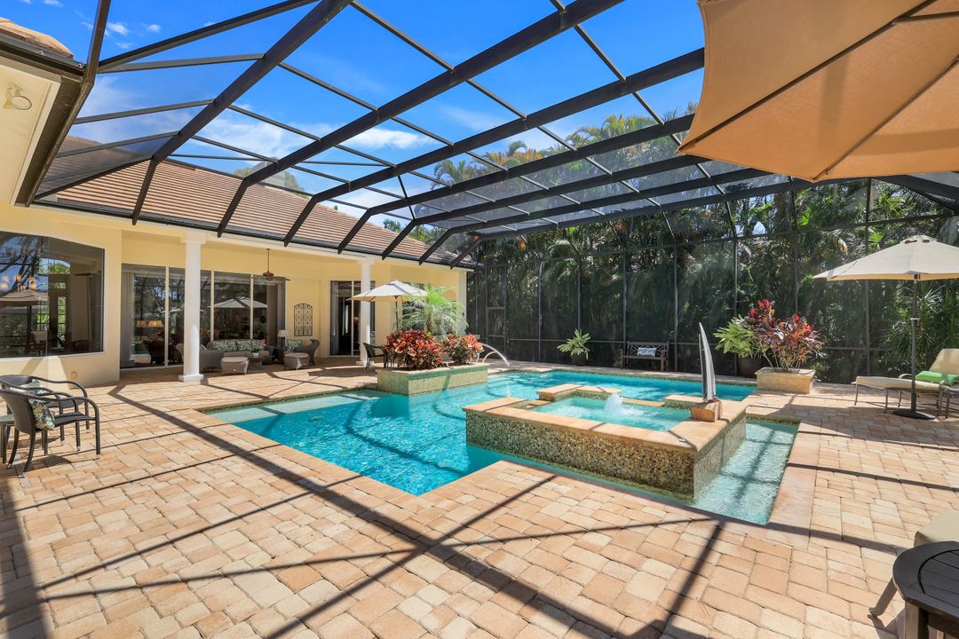 25061 Ridge Oak Dr, Bonita Springs, FL 34134