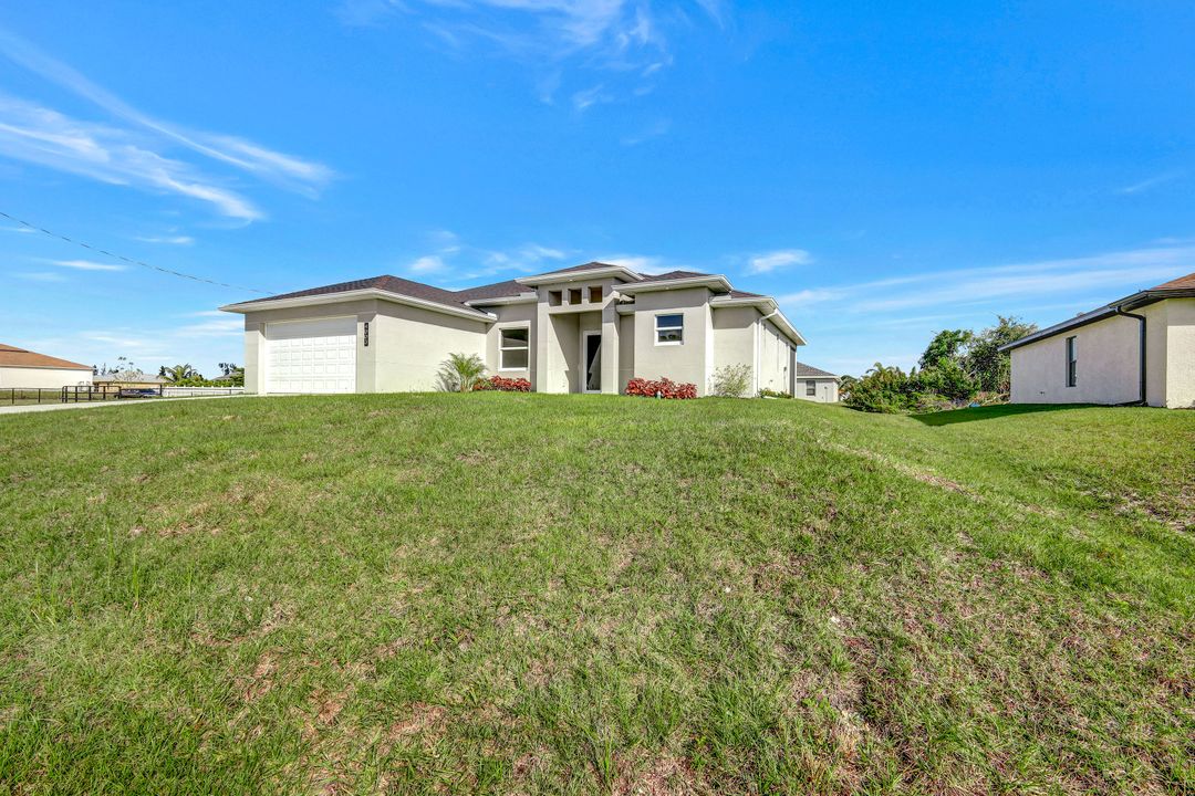 4003 NE 21st Pl, Cape Coral, FL 33909