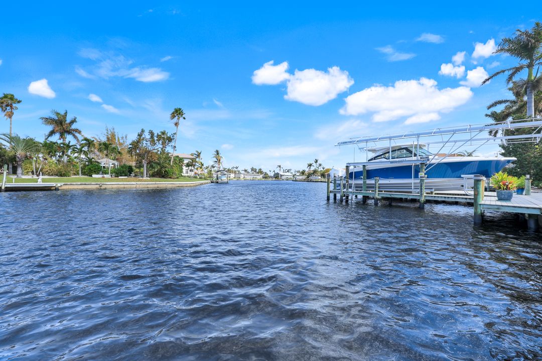 1721 SE 44th St, Cape Coral, FL 33904