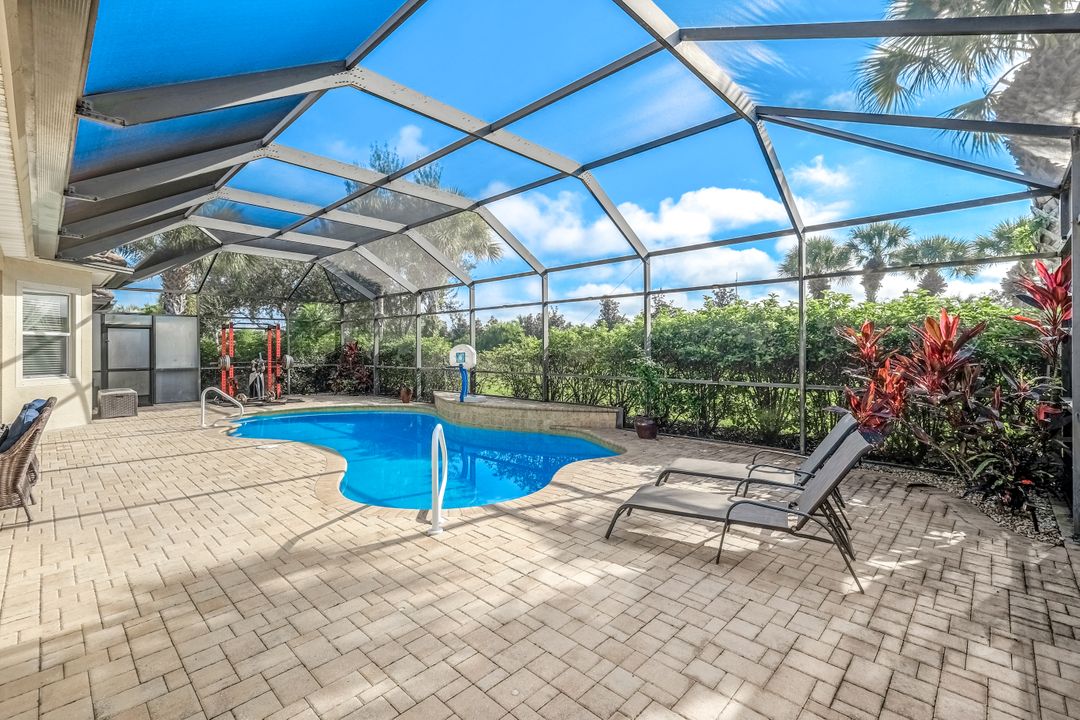 10383 Yorkstone Dr, Bonita Springs, FL 34135