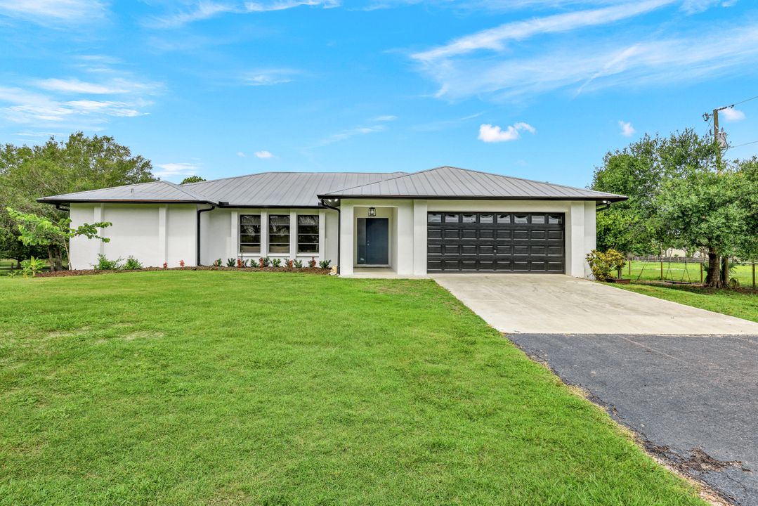 6170 Neal Rd, Fort Myers, FL 33905
