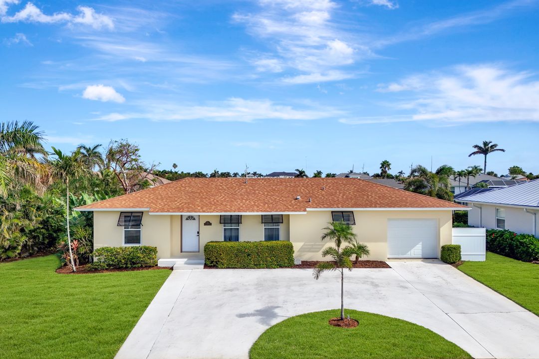 787 Apple Ct, Marco Island, FL 34145