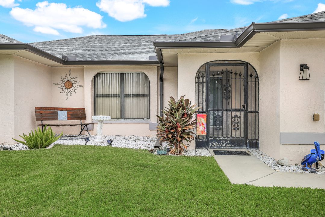 5237 Pocatella Ct, Cape Coral, FL 33904