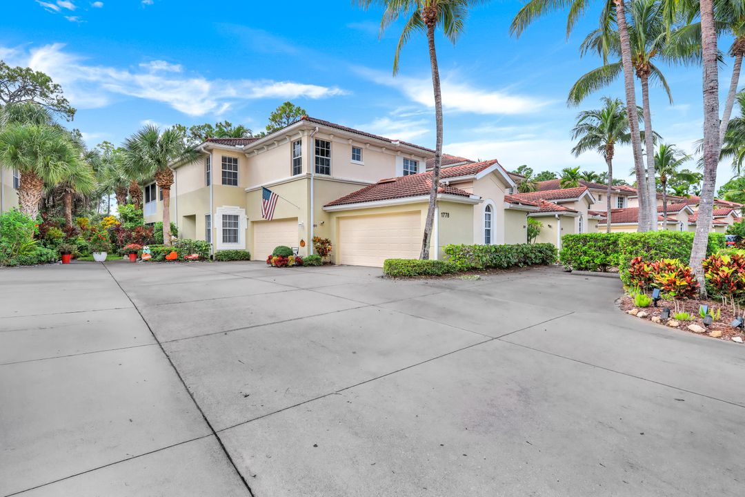 1778 Tarpon Bay Dr S, Naples, FL 34119