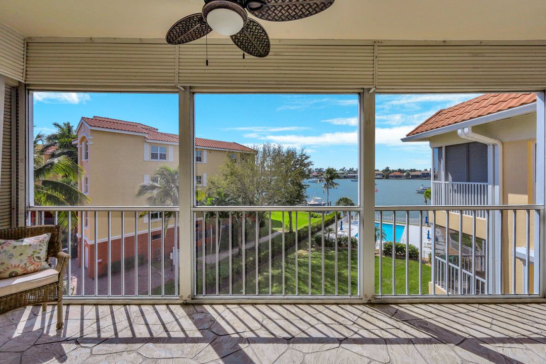 816 W Elkcam Cir #302, Marco Island, FL 34145