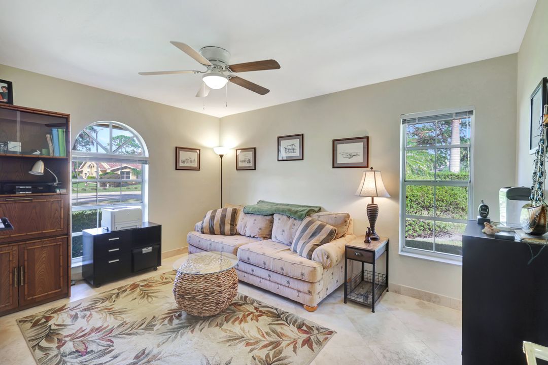 630 St Andrews Blvd, Naples, FL 34113